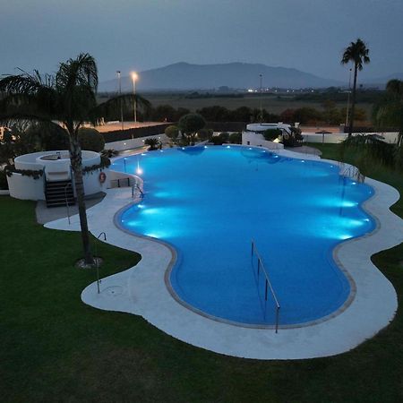 Tarifa Apartamento Piscina Ideal Familia Ninos Bagian luar foto